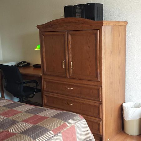 Motel Iberville Saint-Jean-sur-Richelieu Kamer foto