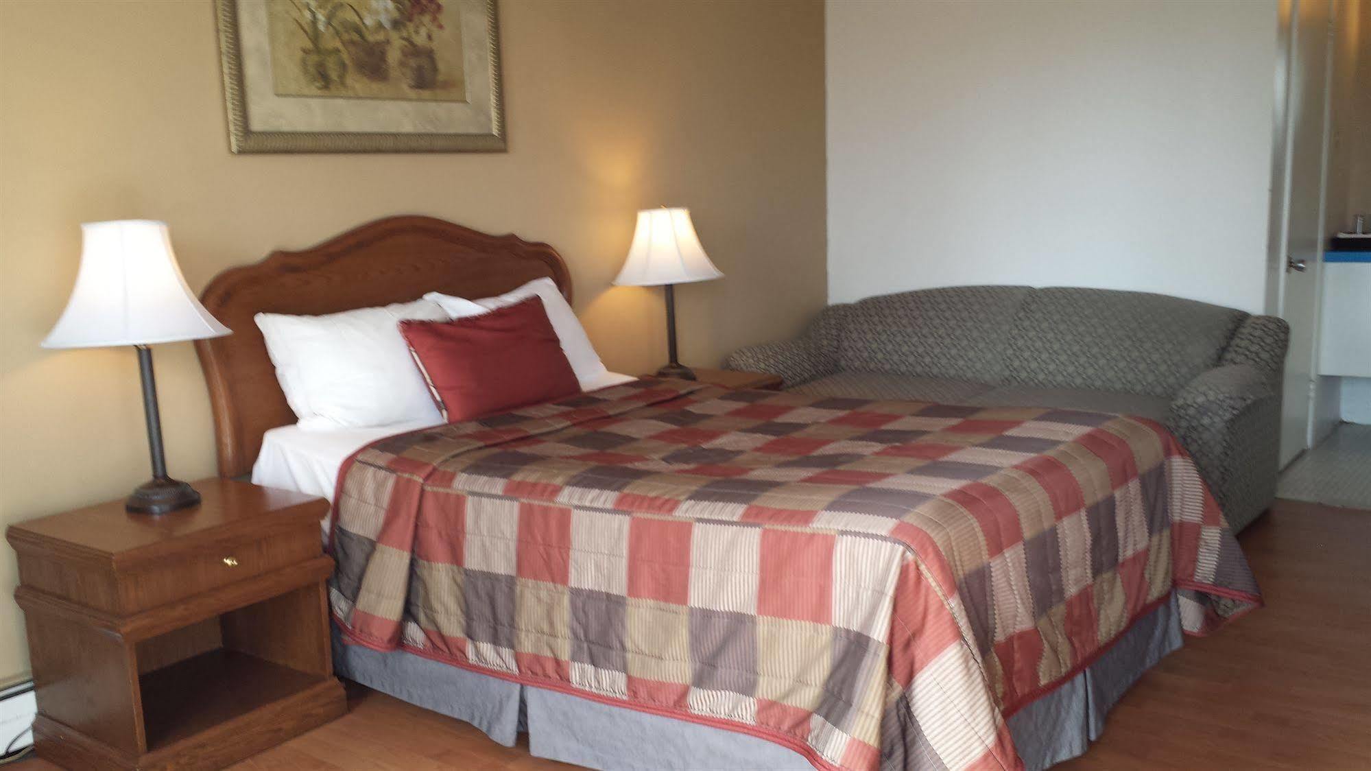 Motel Iberville Saint-Jean-sur-Richelieu Buitenkant foto