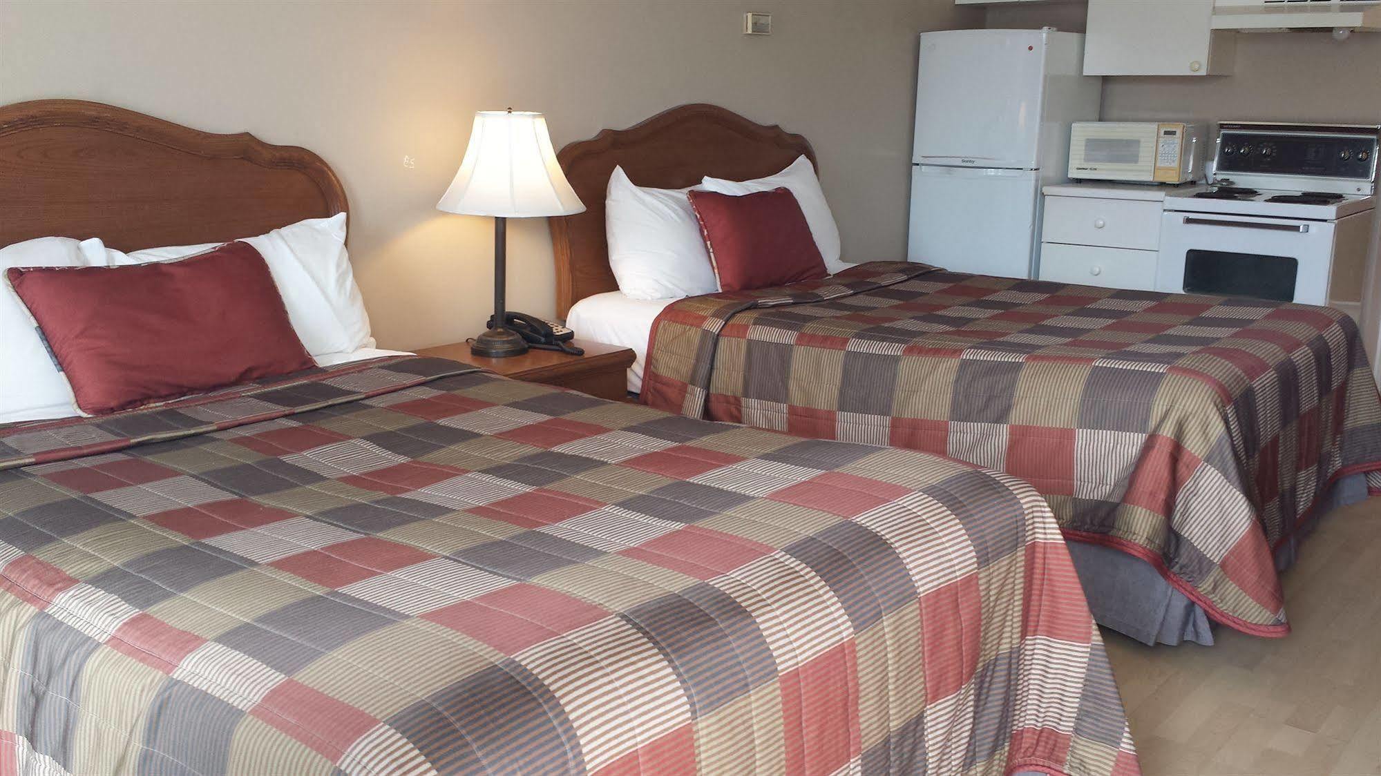 Motel Iberville Saint-Jean-sur-Richelieu Buitenkant foto